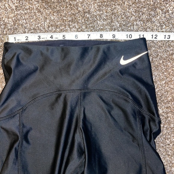 Nike Leggings with cutouts down sides - Picture 5 of 10